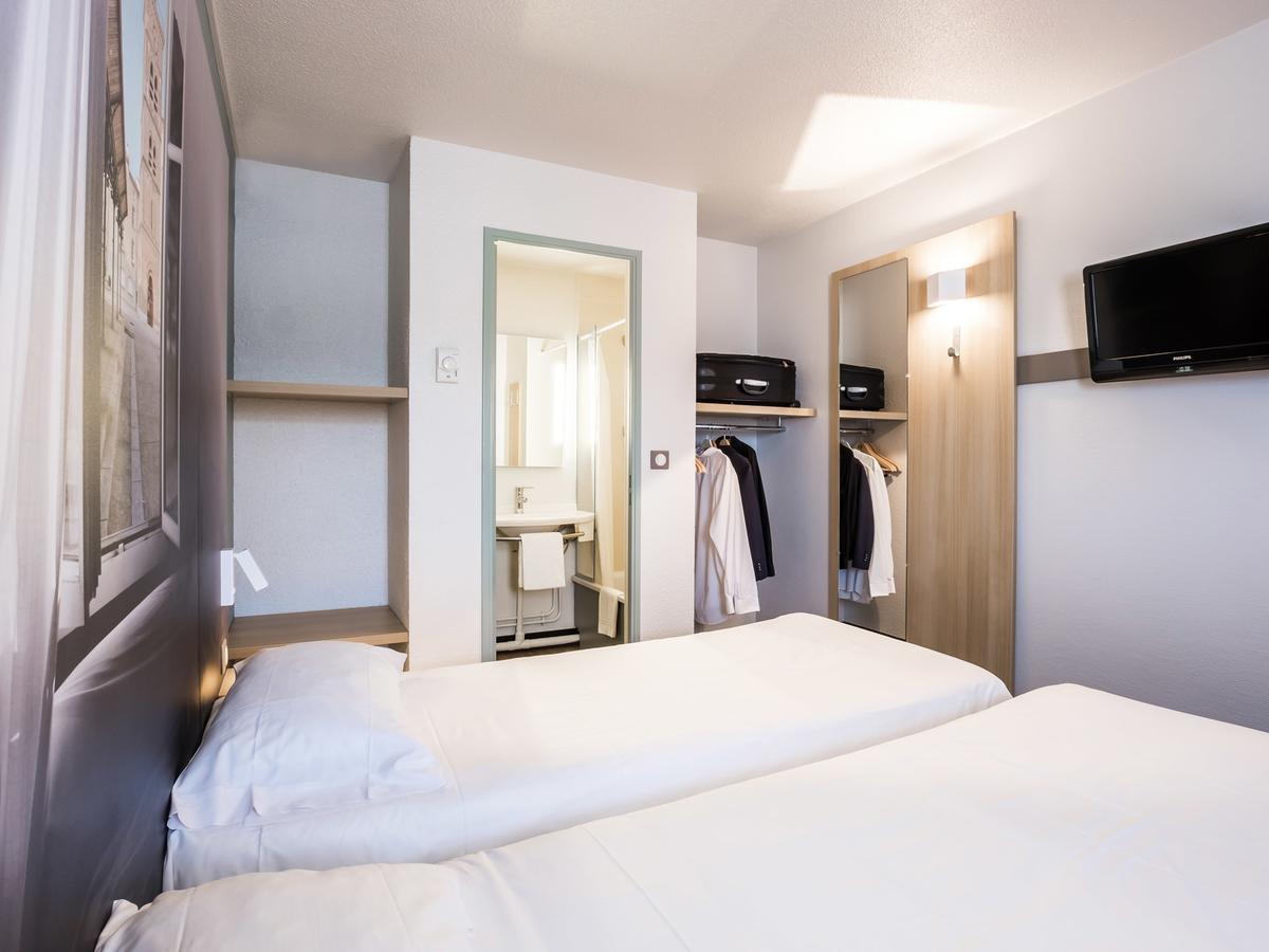 B&B Hotel Bordeaux Lormont Bagian luar foto